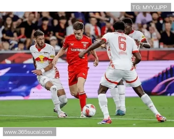 本菲卡逆袭那不勒斯1-0胜利引发转会风波全场沸腾