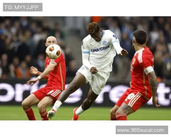 本菲卡狂胜切尔西四球大捷帽子戏法点燃欧联杯激情时刻