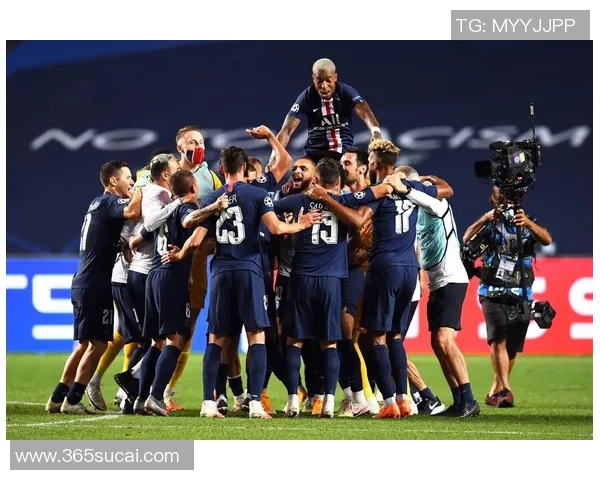 中超精彩对决巴黎圣日耳曼逆转拜仁全场沸腾分析