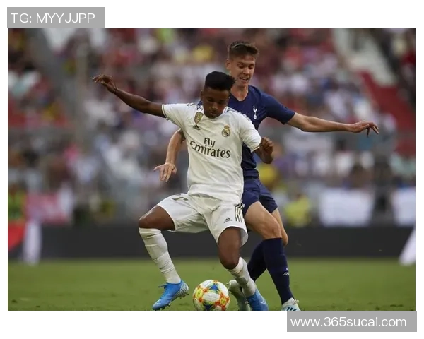 热刺与皇马友谊赛激战成平补时进球点燃全场激情